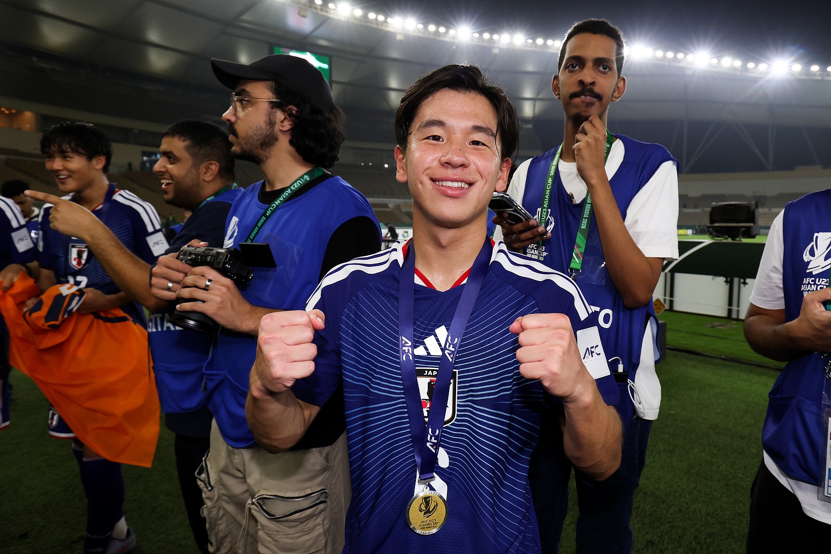 【完整版】雷迪克赛后：谈詹姆斯角色 谈布朗尼进步 谈轮换策略