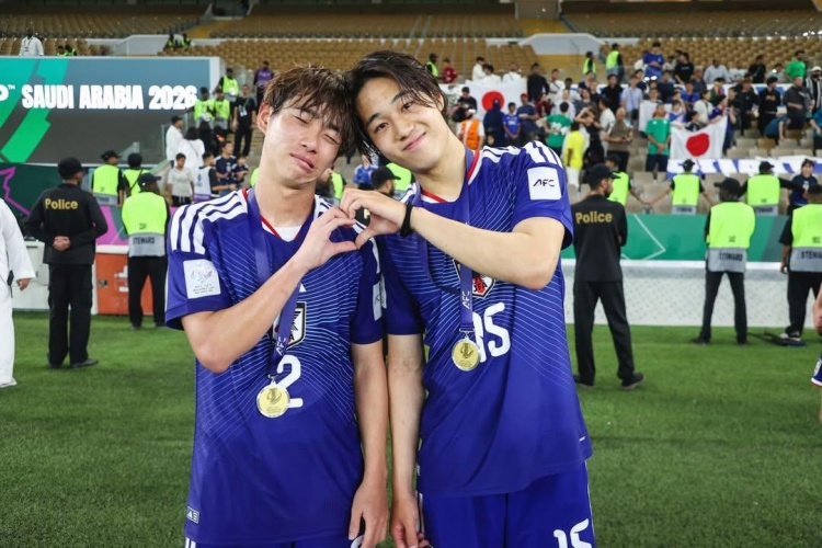 比尔·西蒙斯：一切迹象都表明 塔图姆可能在周六打独行侠时复出