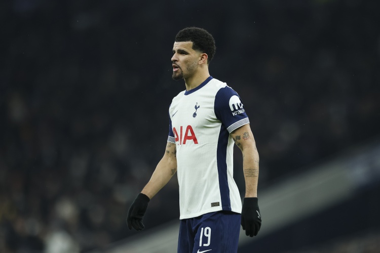 火箭也帮忙！芬奇：加时落后13分有些沮丧 但3分半钟在NBA足够长