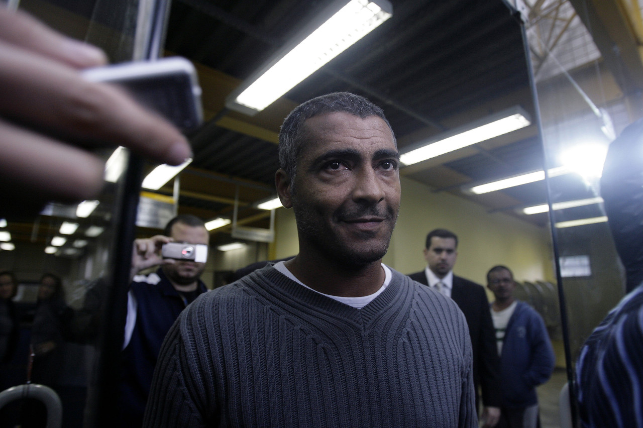 戴维森代表中国俱乐部职业赛事出场100次，三镇66场西海岸34场