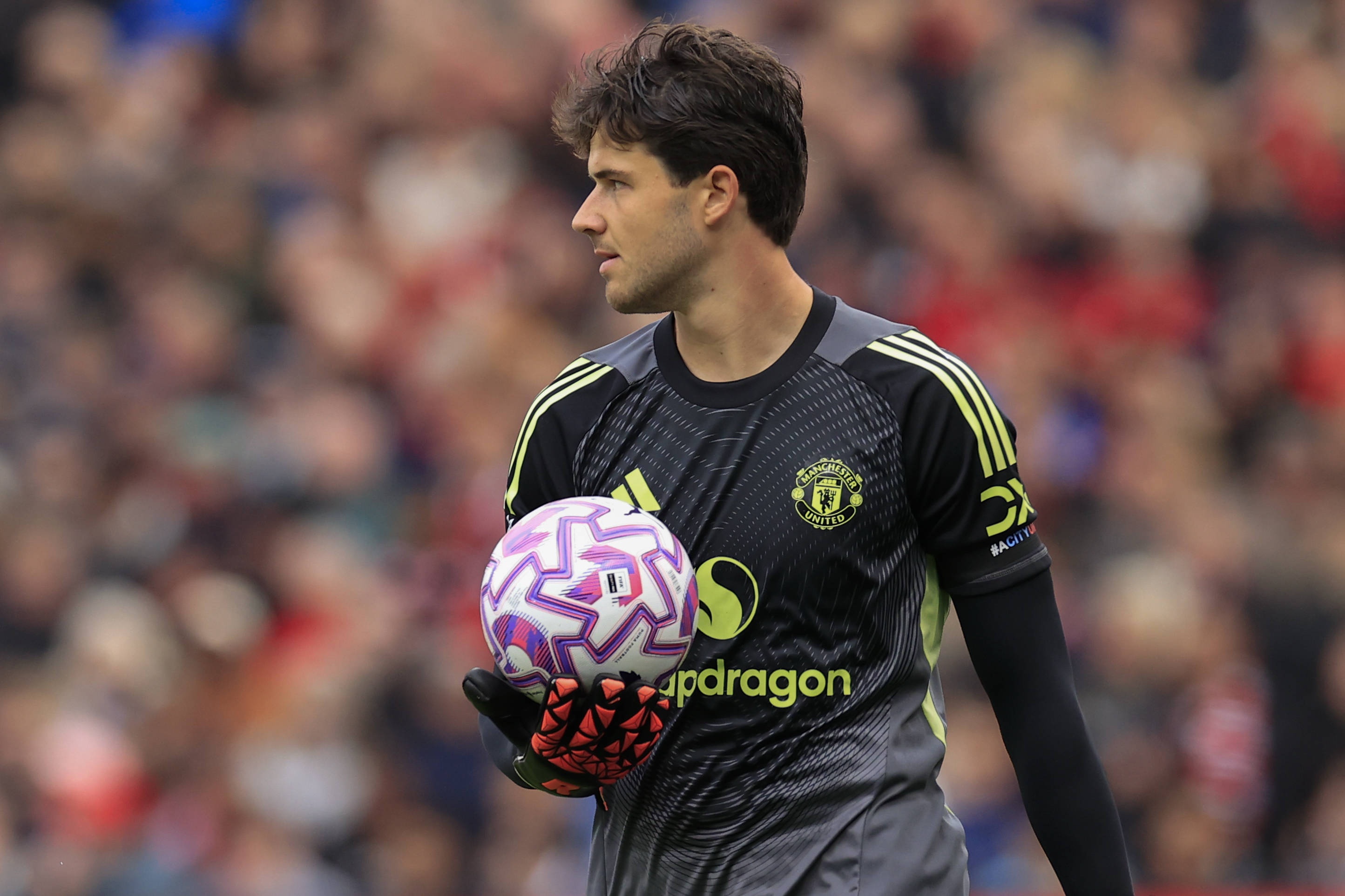 郭艾伦的伤情令人感到痛心 前交叉韧带断裂康复期在9-12个月之间